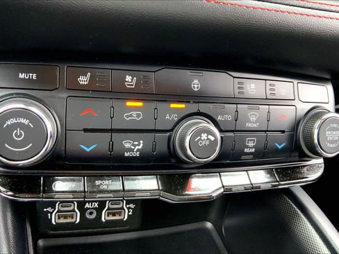 Certified 2024 Dodge Durango GT AWD/4WD image 32