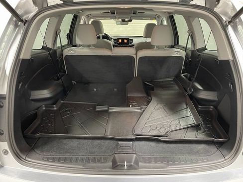Used 2021 Honda Pilot Touring image 28