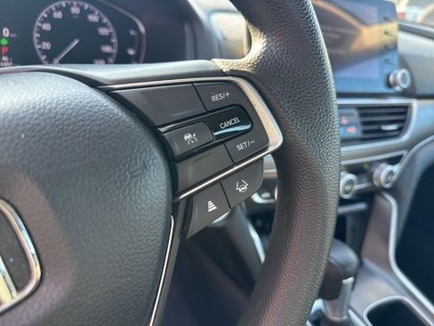 Used 2022 Honda Accord LX image 16