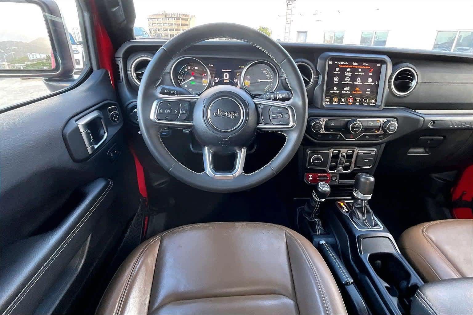 Used 2023 Jeep Wrangler Unlimited Rubicon 4xe AWD/4WD image 14