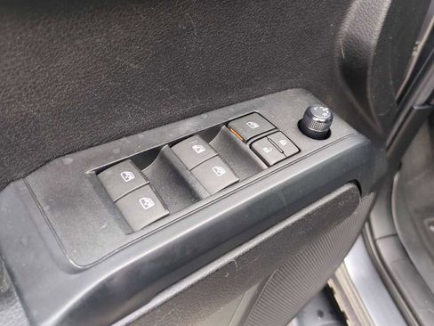 Used 2022 Toyota Tacoma SR AWD/4WD image 20