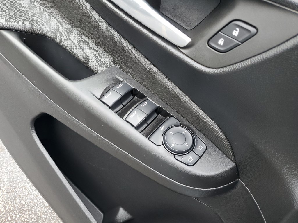 Used 2026 Buick Envista Preferred FWD image 32