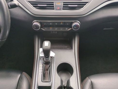 Used 2019 Nissan Altima 2.5 SR w/ SR Premium Package FWD image 18