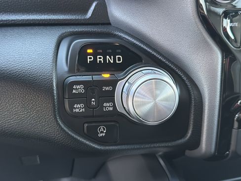 Used 2025 RAM 1500 Laramie image 33