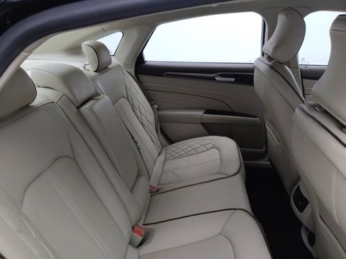 Used 2017 Ford Fusion Platinum image 19