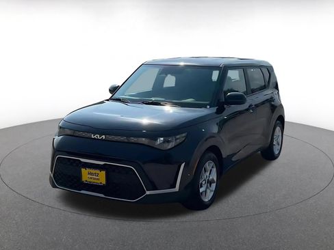 Used 2025 Kia Soul LX w/ LX Technology Package FWD image 7