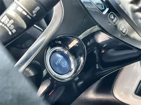 Used 2017 Toyota Prius Prime Advanced image 28