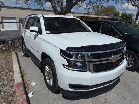 Used 2018 Chevrolet Tahoe LT image 2