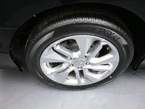 Certified 2019 Honda Accord LX image 12