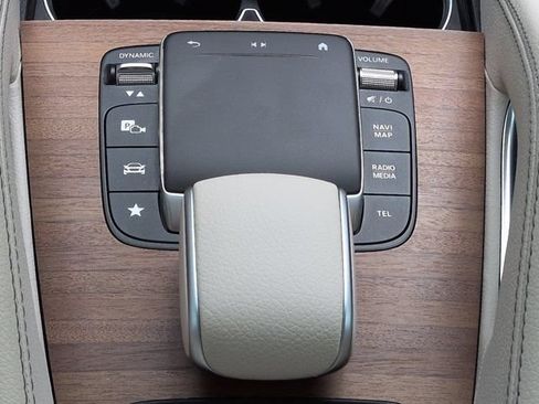 Certified 2022 Mercedes-Benz GLE 350 4MATIC image 19