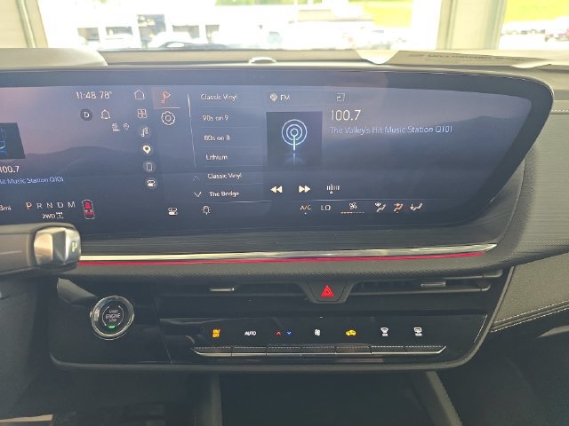 Certified 2025 Buick Envision Preferred AWD/4WD image 15