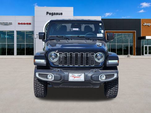 New 2026 Jeep Gladiator Sport AWD/4WD image 6