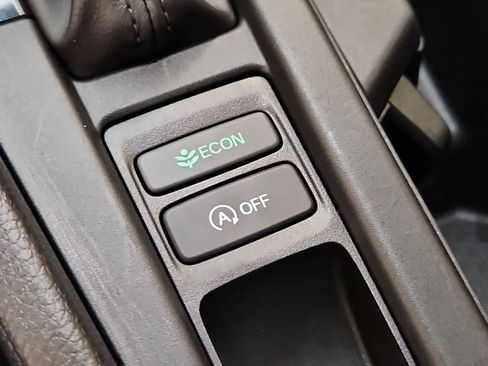Certified 2025 Honda Accord SE image 31