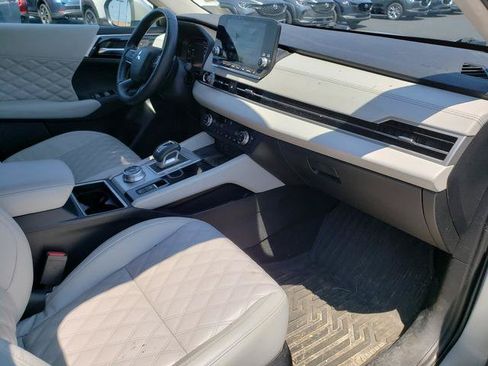 Used 2023 Mitsubishi Outlander SEL 40th Anniversary AWD/4WD image 20