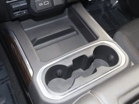 Used 2020 GMC Sierra 1500 Elevation w/ Elevation Value Package image 27