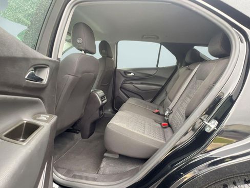 Used 2024 Chevrolet Equinox LT FWD image 14