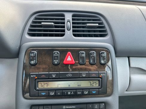 Used 2003 Mercedes-Benz CLK 430 Cabriolet image 26