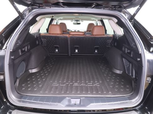 Used 2020 Subaru Outback Touring image 27