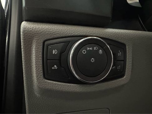 Used 2017 Ford F150 XLT w/ Equipment Group 302A Luxury image 17