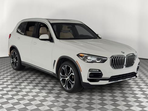 Used 2021 BMW X5 sDrive40i w/ Premium Package RWD image 7