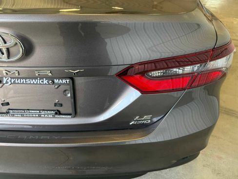 Used 2024 Toyota Camry LE AWD/4WD image 18