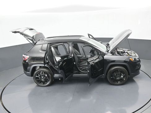 New 2026 Jeep Compass Latitude image 66