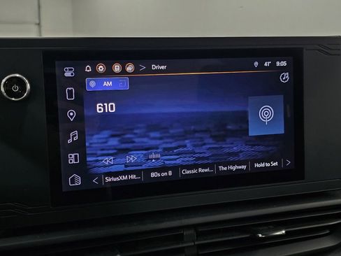 Used 2024 Chevrolet Silverado EV W/T image 17