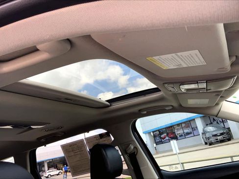 Used 2020 Kia Telluride EX w/ EX Premium Package image 14