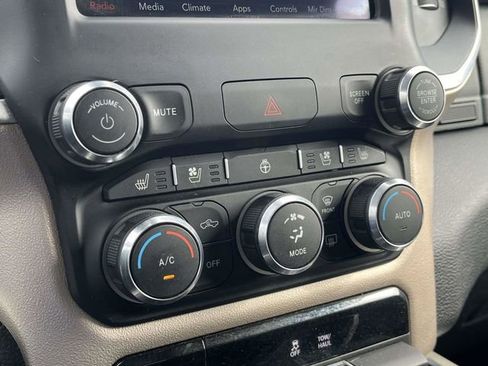Used 2020 RAM 1500 Laramie image 30