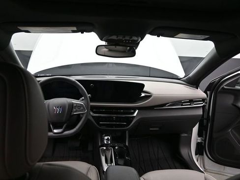 Used 2024 Buick Envista Avenir image 23