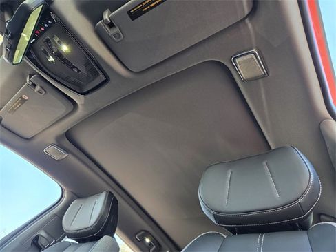 New 2025 Cadillac Optiq Sport 1 image 19