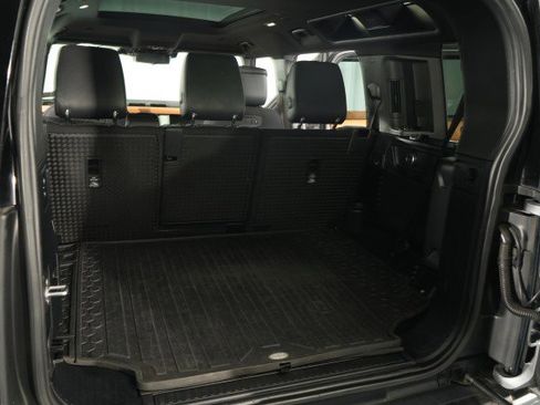 Used 2021 Land Rover Defender 110 X AWD/4WD image 57