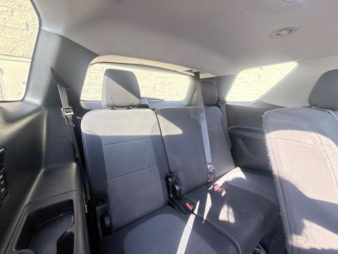 Used 2020 Chevrolet Traverse LS FWD image 13