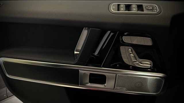 Used 2025 Mercedes-Benz G 550 image 25