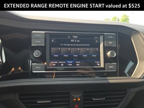 Certified 2023 Volkswagen Jetta Sport FWD image 17
