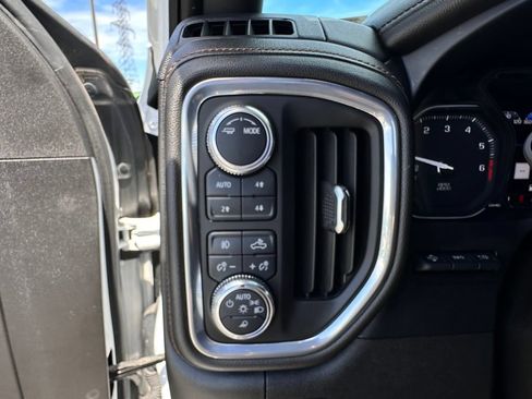Used 2021 GMC Sierra 1500 AT4 w/ AT4 Value Package AWD/4WD image 40