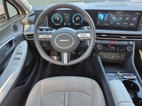 Certified 2024 Hyundai Sonata SEL FWD image 11