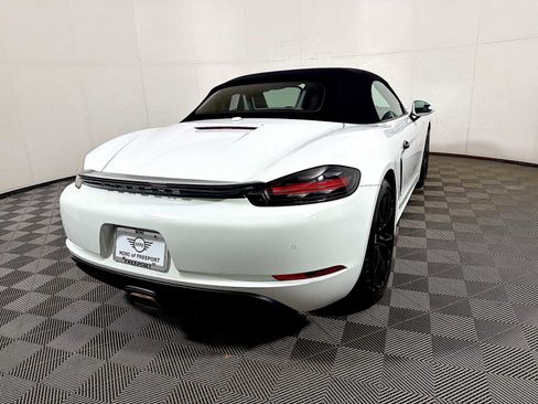 Used 2022 Porsche 718 Boxster image 6