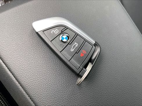 Used 2023 BMW 330i xDrive Sedan w/ Premium Package AWD/4WD image 14