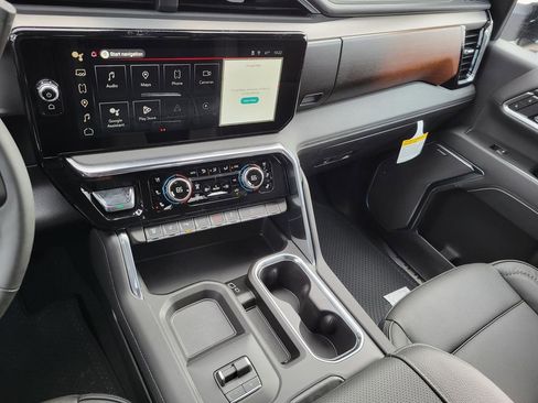 New 2026 GMC Sierra 2500 Denali w/ Denali Reserve Package image 10