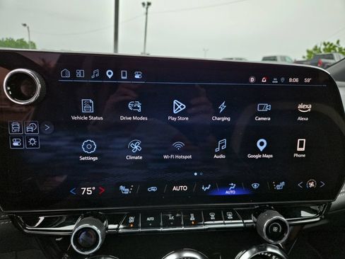 Certified 2025 Chevrolet Blazer EV LT AWD/4WD image 21