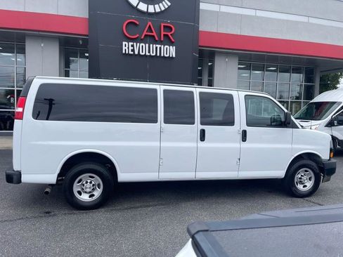 Used 2023 Chevrolet Express 3500 LS image 8