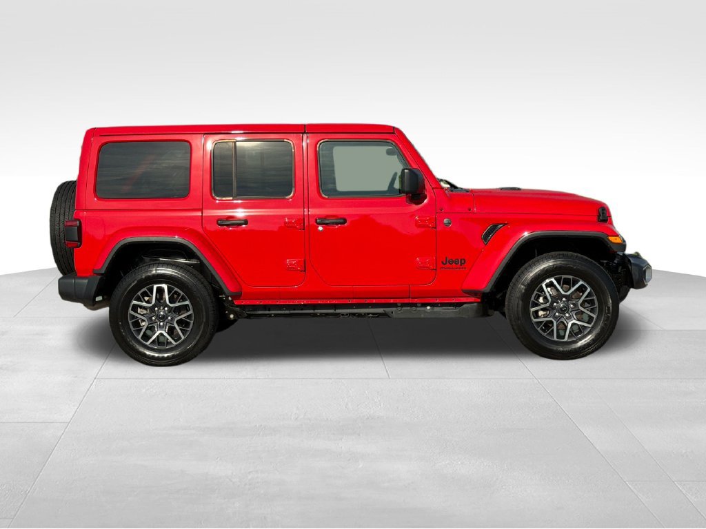 Used 2026 Jeep Wrangler Unlimited Sahara AWD/4WD image 22