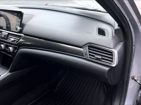 Used 2022 Honda Accord Sport image 16