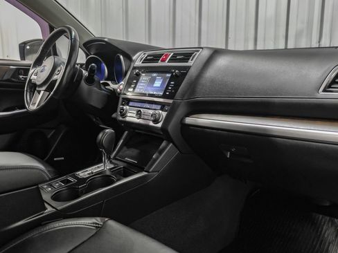Used 2017 Subaru Outback 3.6R Limited AWD/4WD image 12