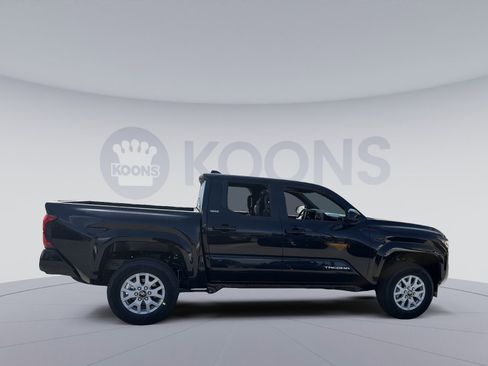 New 2026 Toyota Tacoma SR5 AWD/4WD image 8