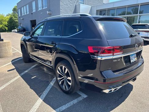 Used 2021 Volkswagen Atlas SEL R-Line AWD/4WD image 12