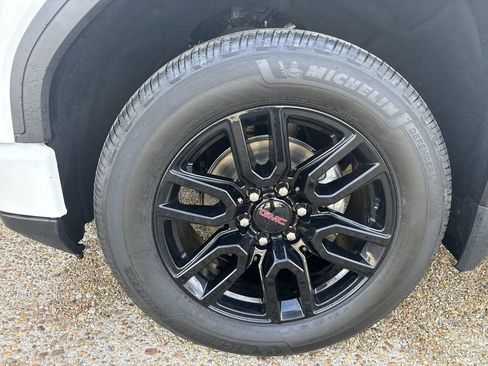 Certified 2023 GMC Sierra 1500 Elevation w/ X31 Off-Road Package AWD/4WD image 33