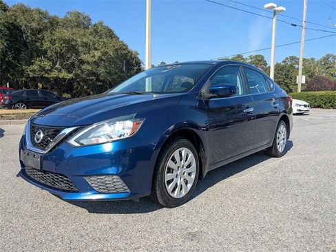 Used 2016 Nissan Sentra S image 9