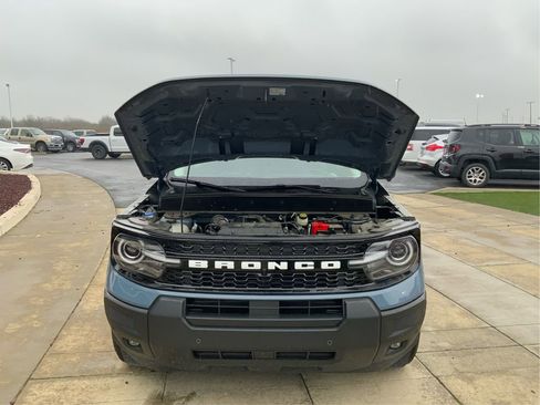 Used 2025 Ford Bronco Sport Outer Banks w/ Outer Banks Tech Package+ image 11